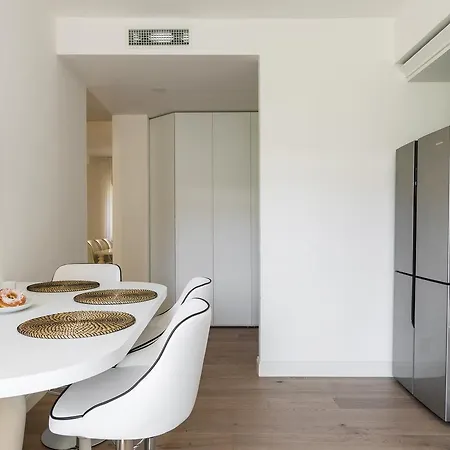Pure White Luxury - Bymyhomeincomo * Como