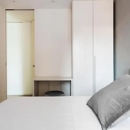 Pure White Luxury - Bymyhomeincomo *